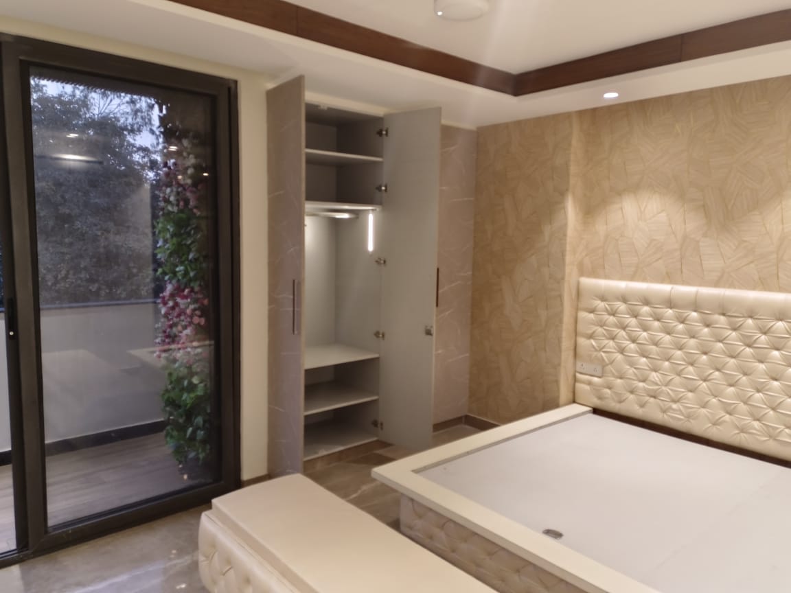 WhatsApp Image 2025-04-04 at 2.07.07 PM (1)